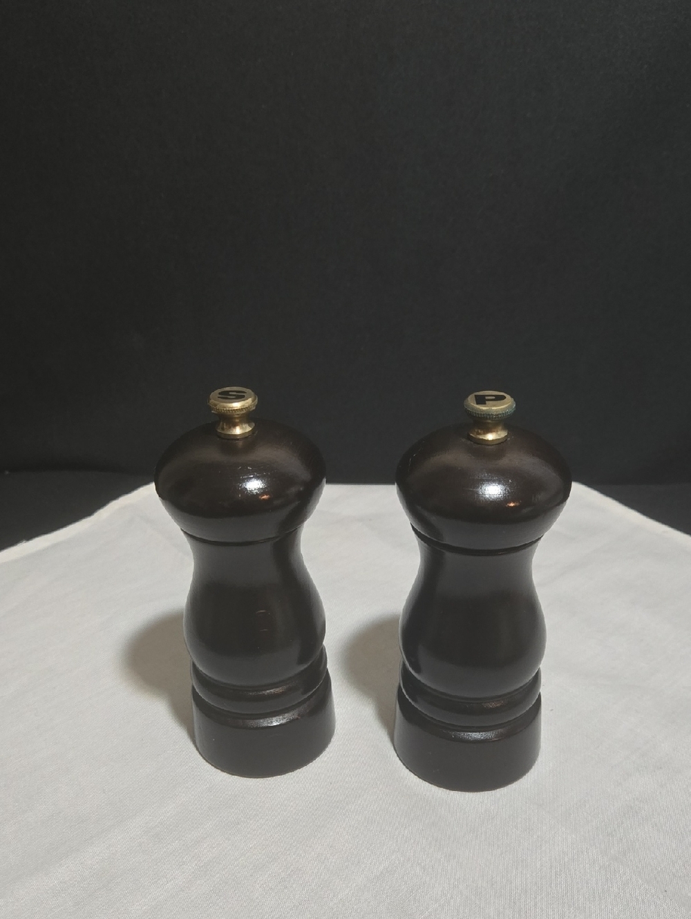 Dark Wooden Salt & Pepper Mills Set with Brass Tops